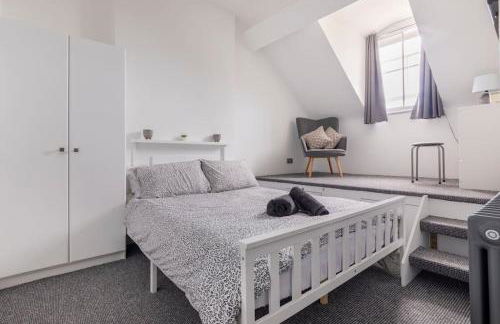 Castle Garden View - Photo 7