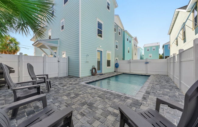 Spectacular 3br 4ba w/ Private Pool, 2 Min Walk to Beach - Sleeps 15! - Foto 28