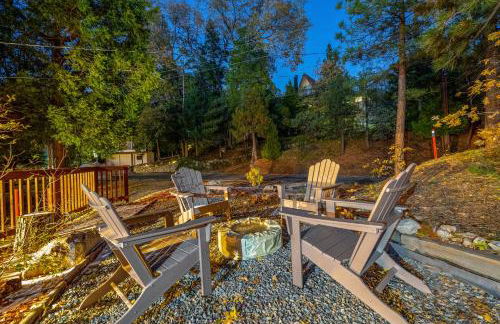 Hot Tub-EV-Kid Friendly-Arcade Game-BBQ-Fire Pit - Photo 13