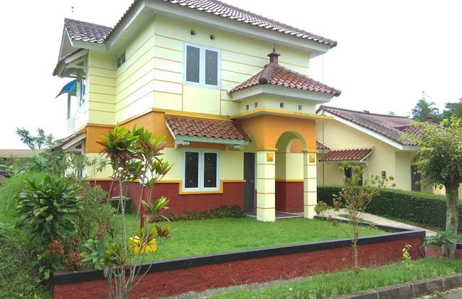 Villa Ciater Highland - Foto 29