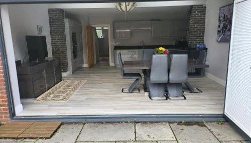 3 bedroom spacious house with parking - Foto 3