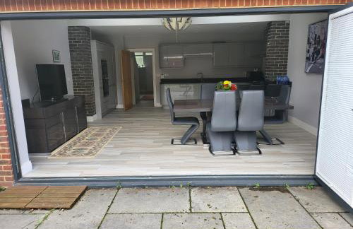 3 bedroom spacious house with parking - Foto 3