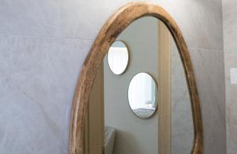 Rafina's PARADISE VIEW!!Walking access to the Port!!! Amazing Seaview!!!Steps from the Beach, 2 min walk!!WIFI 300Mbps! The Lux Seaside Retreat! - Foto 25