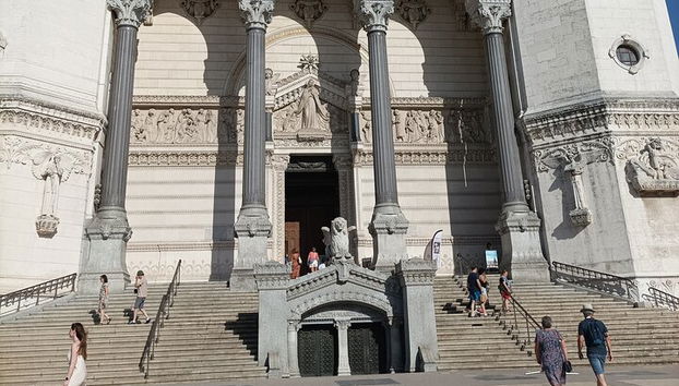 Tour privado de Lyon en la colina de Fourvière - 2 horas - Foto 2