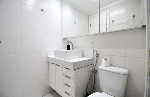 Apartamento ao lado do Shopping Salvador, piscina, academia, garagem - Foto 10