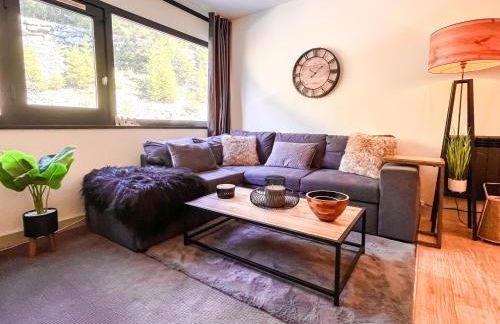 Large 2-Bedroom Apartment, Centre of Flaine Foret - Photo 11