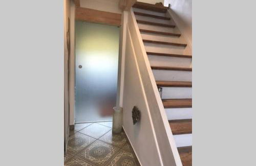 Geschmackvoll eingerichtetes Haus - Foto 2