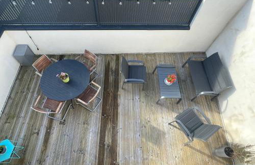 Plein centre Auray - Spacieux duplex T2 avec grande terrasse ensoleillée - Foto 35