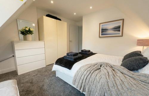 Rosey Lodge -1Bedroom Cousy Flat - Parking, Netflix, WIFI - Close to Blenheim Palace & Oxford - F5 - Photo 4