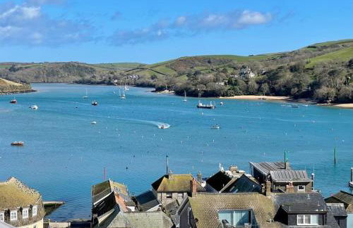 Salcombe - 2 bedroom flat, fantastic harbour views - Foto 1