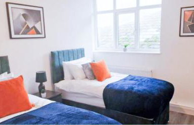 The Felix Apartments - 2 Bedrooms - WIFI - FREE Parking - Photo 14