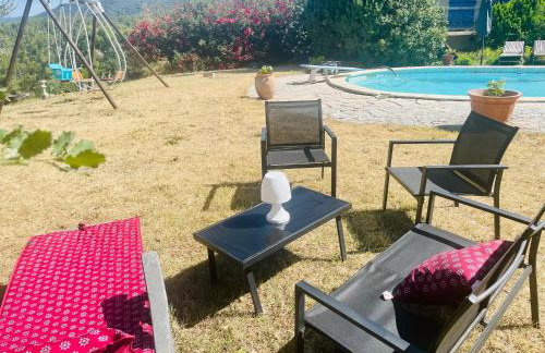 Small Provencal Castle with Swimming Pool, Tennis, Gym & Calm - Foto 8