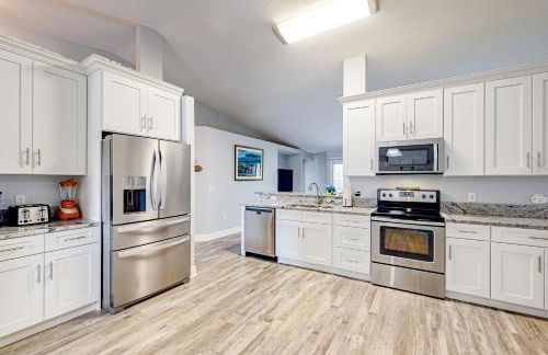 Poolside Oasis! Family-Friendly Summerfield Escape - Foto 7