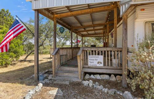 Private Luxury RV Getaway Full Bath Kitchen - Foto 17