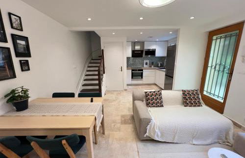 Charming house 2BR, 100m to RER B Laplace station - Foto 1