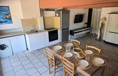 Logement indépendant en rdc dans propriété - Foto 6