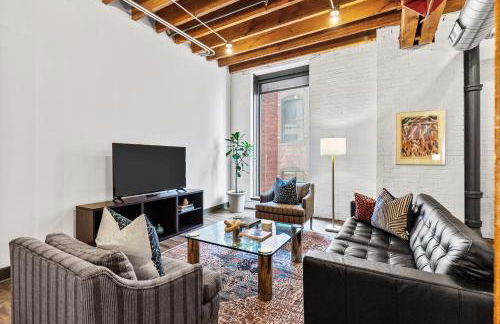 Brick & Bed Riverfront Lofts, 4K - Foto 2