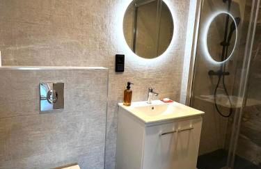 Bright and Modern Loft Retreat - Foto 9