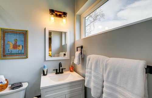 Peaceful Farmhouse Retreat 6 Mi to Virginia Tech! - Foto 11