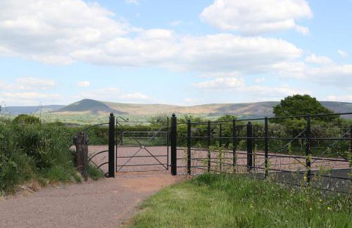 Long Meadow Shepherd Hut - Brecon Beacons, LD3 7TD - Foto 34