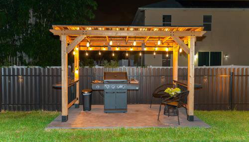 Designer Villa with Heated Pool, BBQ, Firepit, Ideal for Families & Groups - Foto 5, Garden, Garden view