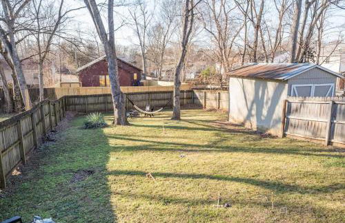 Cozy East Nash Home w Big Yard - Foto 19