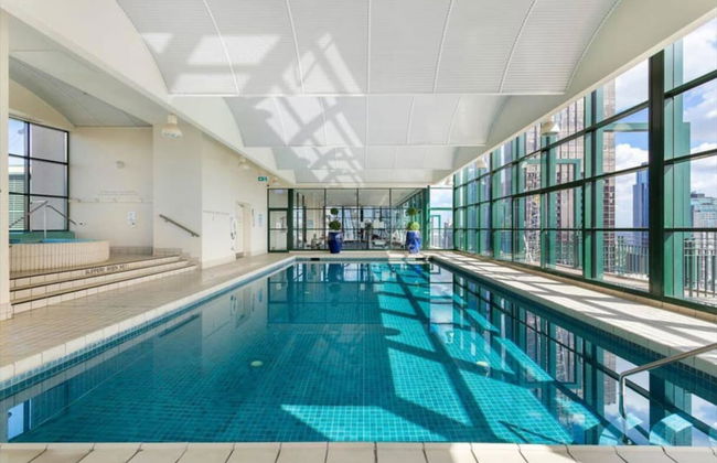 Spacious 3-bed Unit in Melbourne CBD w/ Pool & Gym - Foto 12
