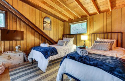 Less Than 1 Mi to Lake Cabin with Hot Tub in Greentown! - Foto 10