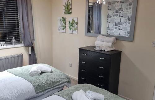 3 Bed property Marston Green - Foto 4