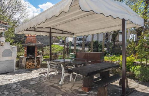 2 Bedroom Stunning Home In Brest - Foto 2