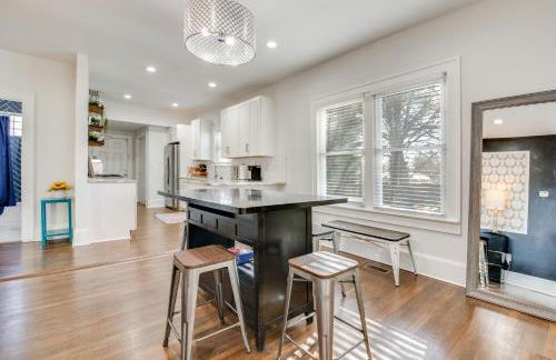 Easy MARTA Access! Modern ATL Home with Deck - Foto 7