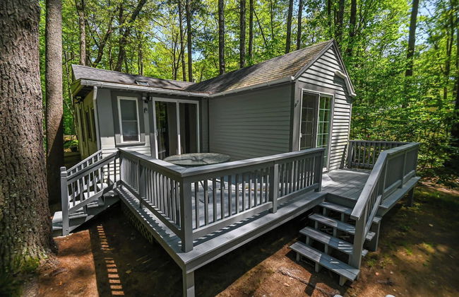 Cottage by the Pond The Perfect Cozy Escape! - Photo 22