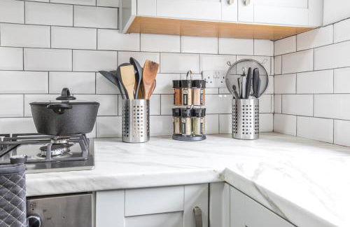 Modern 3BD House - Free parking - Fast WiFi - Foto 11