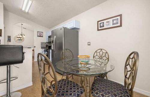 655 Stylish and newly renovated 6 Bedroom Home 5 Star - Foto 36