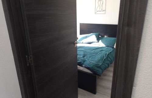 El Mirador, Villamartin, Refurbished,cot to hire, WIFI, pool, parking - Foto 5