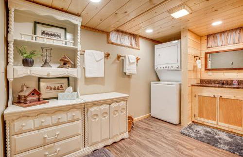 Hayward Home with Private Deck, Fire Pit and Kayak! - Foto 16