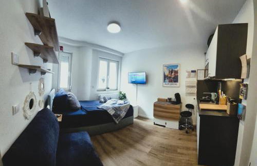 ModernesMiniZimmer-Stadtnah-SelfCheckIn-Parkplatz - Foto 5