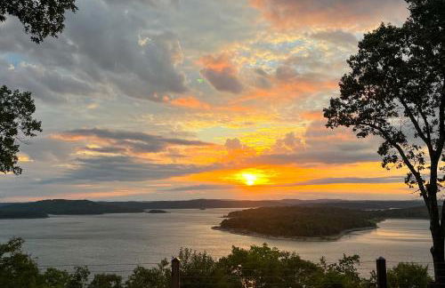 Beaver Lake Retreat with Lake Access and Fire Pit! - Foto 25