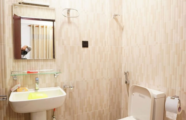 Amazing Alexandra Apartment - Photo 16