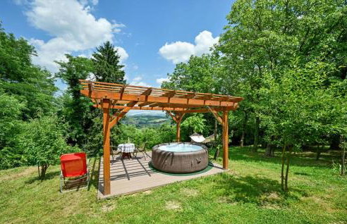 2 Bedroom Cozy Home In Konjscina - Photo 2