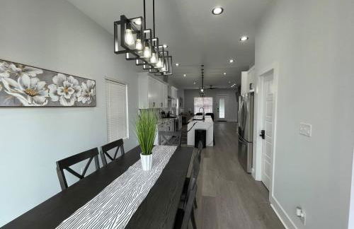 Modern 4 Bedroom 5 Bath Townhome Downtown Indpls 2232 - Foto 10