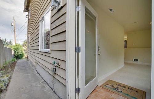 Near Public Transit and Walkable! Airy Seattle Apt - Foto 19