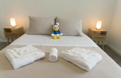 Modern Bright Home - Pool, Parks and Disney - Foto 13