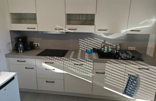 Siegen - Geisweid Work and stay Neu Modernisiert 3 Schlafzimmer Badezimmer Wohnzimmer Balkon - Foto 17