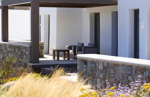 Bonzoe Suites & Villas - Photo 133