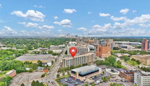 Stay in Cleveland mins to Cleveland Clinic, Hospitals, Museum, Universities & Downtown - Foto 4