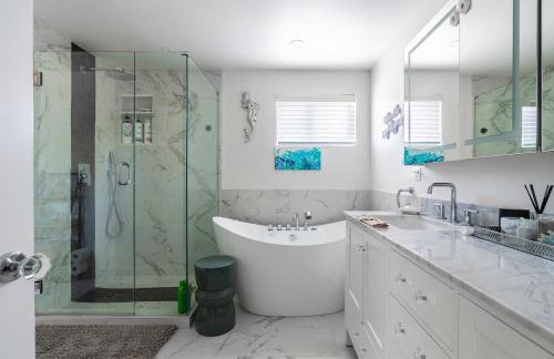 Luxury Vacation House with Breathtaking Soundview - Foto 29