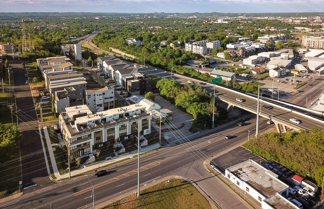 Sky High Cowgirl Luxe 4BR w Rooftopdeck Karaoke - Foto 53