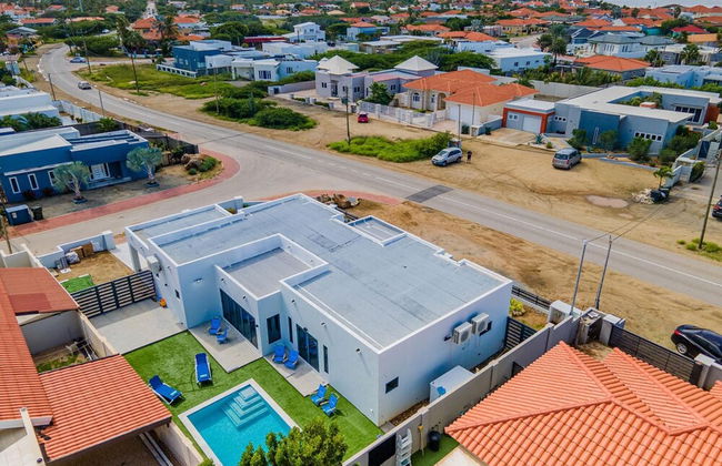 Brand New Modern Villa w 3BR 2 5BA Privatepool - Foto 19