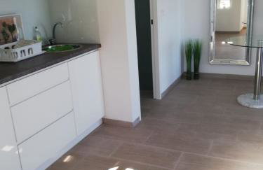 Apartmani Deluxe - Photo 23